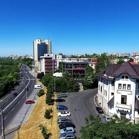 Citadel Aparthotel Галац Экстерьер фото